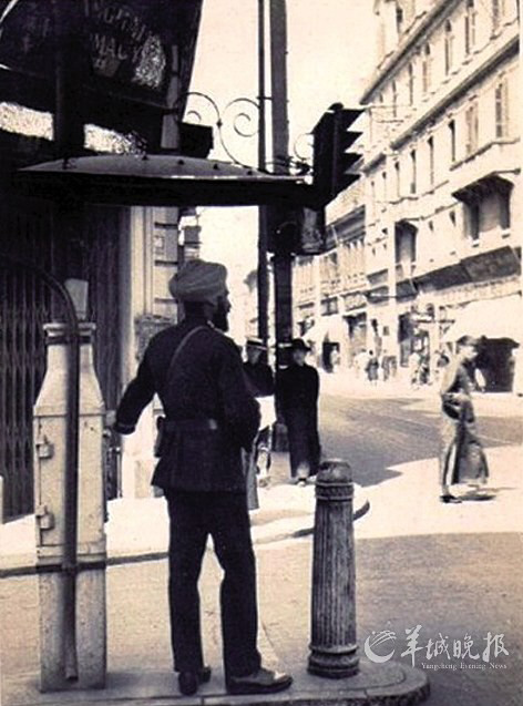 中國最早的信號(hào)燈是在上海！！